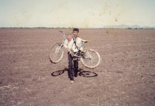 Mochis Sinaloa, yendo a visitar una familia tomamos la ruta mas corta, y al final resultó ser la que mas tiempo nos tomó.
Hugo  Ramón Alvarado
16 Feb 2004