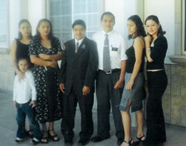 Arellano, yo y una familia muy querida de Huertas
Jose  Torres Camacho
09 Nov 2006