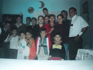 En una noche de hogar en Huertas, con las García, inolvidable esa área.
Jose  Torres Camacho
09 Nov 2006