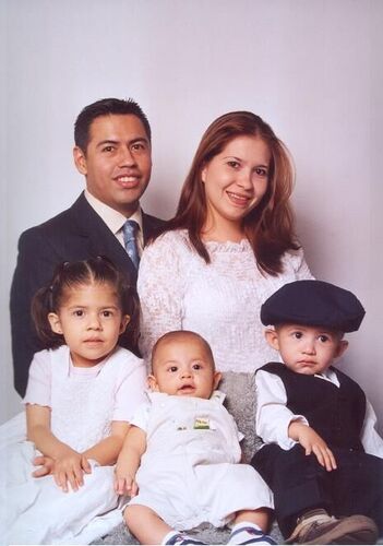 Mi esposa e hijos
Alfredo  Ocampo Sánchez
30 Jul 2007