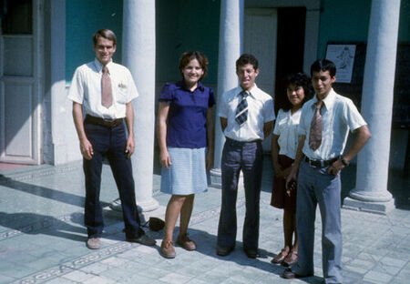 Missionaries of the Aguascalientes District; Elders Moore Asst DL, Ruiz and Rosales, Sisters Escalante and Severino
Cole  Potter
23 Apr 2010