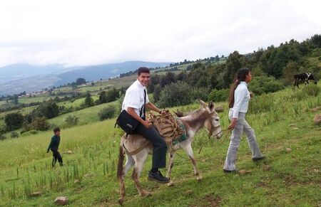 arre!!!...
Este es un lugar que se llama la cima. Ahi viven 3 miembros.
elder Celaya
18 Jul 2005