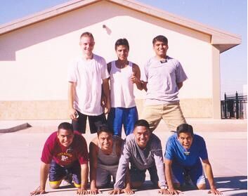 Elder Nelson, Elder Carrera, Elder Geronimo,
Elder De La Cruz, Hno. Quiroz, Hno. Jorge y su Hermano.
Jorel  De La Cruz
27 Jan 2005