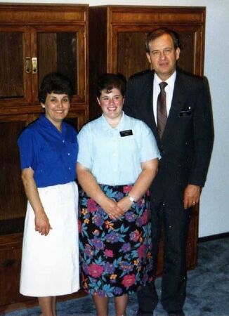 President and Sister Kunzler with Sister Foster on her last day. Heading home to Saskatchewan, Canada,  ... Soyonara
Kelly M Venance
30 Jan 2008