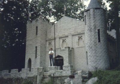 While out tracting we came across a castle...
Douglas Kent Slaughter
31 May 2003