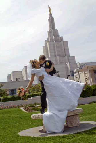 married in the idahofalls temple
ANNA Louise Floyd
04 Sep 2007