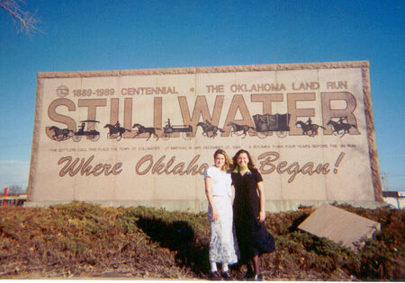 Sisters Calderwood and Decker in Stillwater.
Sara A. Kearsley
27 Nov 2001