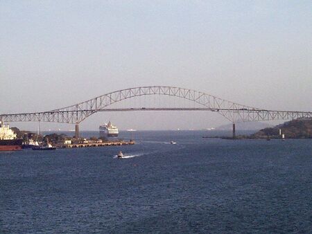 Puente de las Americas
Douglass Edward Stevenson
30 May 2002