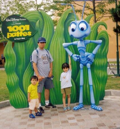 (2003) Con mis hijos nos encontramos en Walt Disney Studios.
Alex  Berrospi Valentin
16 Apr 2006