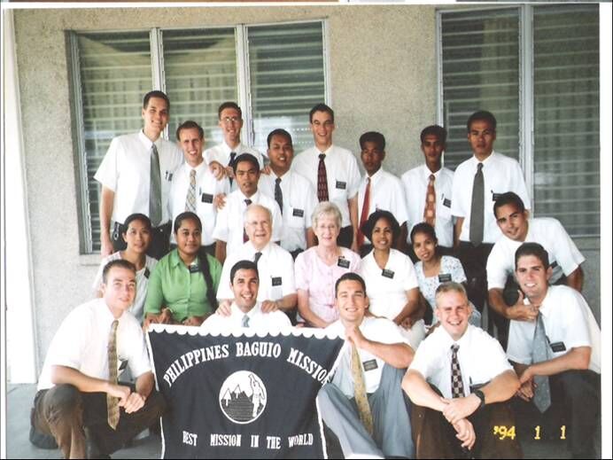 zone motivation with President and Sister Bowel and the assistant E. Napolitano & E. Ernest
Reynante Mauhay Napolitano
17 May 2006