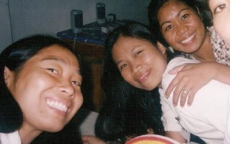 my first area wid first sister coapartments
rosemarie bautista abracia
27 May 2007