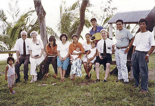 Bayton Branch Members - Date and Names unknown. If you can help identify this photo, please contact the webmaster.
Grant McChesney
19 Aug 2001