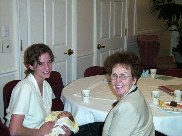 Sister Morrey and Sister Fawson (now Reyes) chat while Sister Reyes holds her new born baby girl.
Brandon Jensen
07 Apr 2002