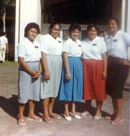 A little time for a pic!
Taylor and Sister Mataniu  Fonoimoana
08 Mar 2009