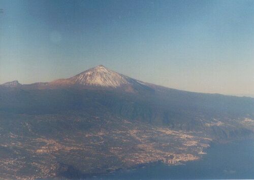 Tenerife - Puerto de la Cruz
Adam M. Hiatt
20 Oct 2002