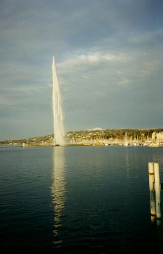 Fountain
Colin  George
09 Jan 2003