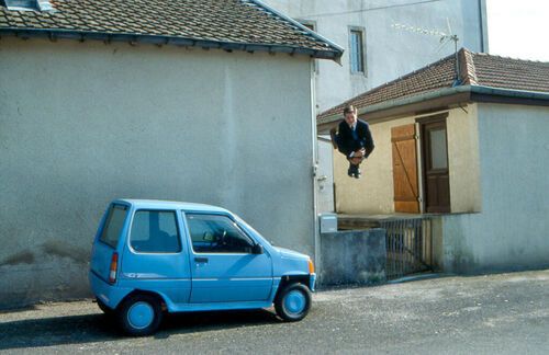 Elder James Hall showing his athletic ability...in comparison to what might be a car (Besancon, France)
Christian P. Fordham
28 Feb 2003