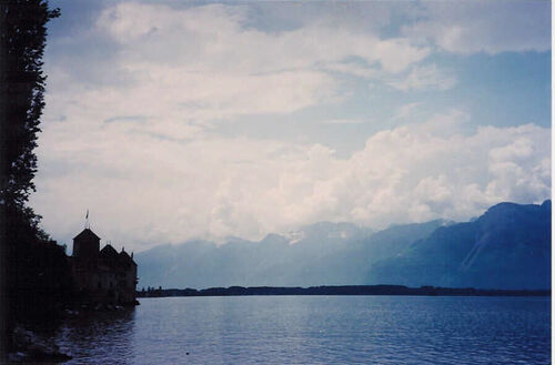 I never got to see this chateau while on the mish, but I got to go back with my brother in May 2001.
Aaron  Benson
25 Jan 2005