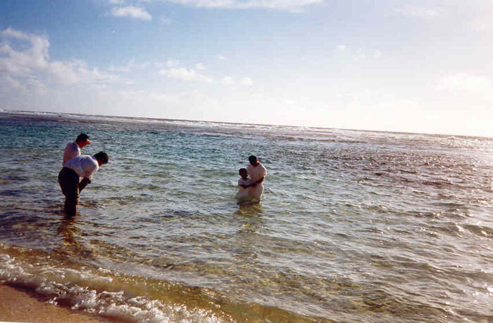 Baptism in Rurutu.  Elder Uwazny with Hearii.  Bro Ariiotima and President Morgan as witness.
David Andrew Uwazny
04 Nov 2002