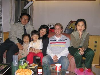 Huang Yang Zhi and company from the Shuanghe 2 ward.  Shuanghe Jiaotang has also been remodeled.  They are still as cool as ever.
Karl Victor Kerksiek
24 Jan 2005