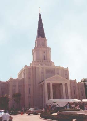 Another shot of the Temple.
David John Mathis
16 May 2002