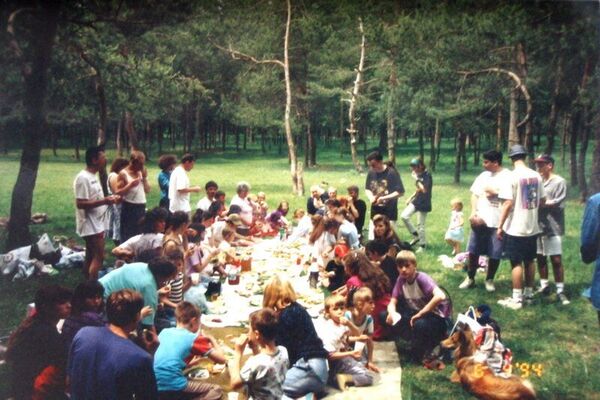 6/4/94  A branch picnic in the Kharkovski area.
David Lee Sycamore
06 Apr 2005