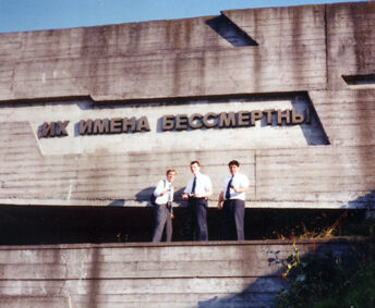 Elders Rudich, Griffiths, Saez in Kiev 1994 holding nametags in front of monument that says 'Their Names are Undying'
Rex  Griffiths
10 Apr 2005