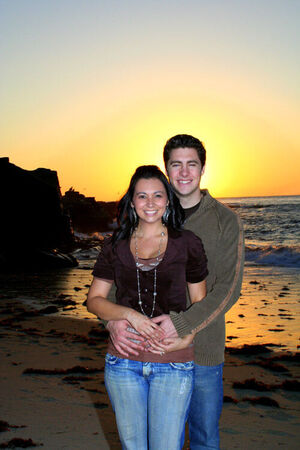 Mi esposa (Rebecca) y Yo @ la playa La Jolla de San Diego California!!!! Saludos a todos.
Robert Allen Gonzales
11 Feb 2007