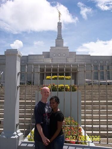 outside FIJI TEMPLE
Priya Darshani Pickett
30 May 2006