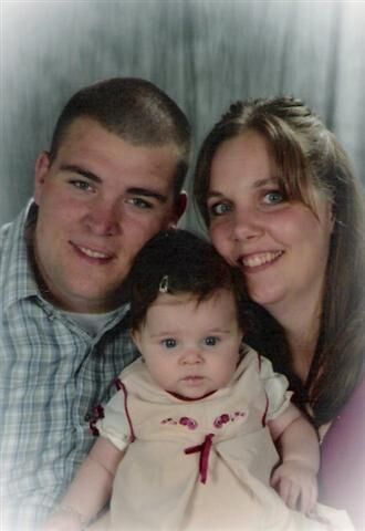 Our 1st Family Portrait
Alanna Renae Leavitt
20 Dec 2006