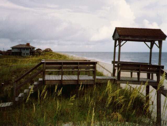 On the beach at Nags Head North Carolina
SWT
18 May 2007