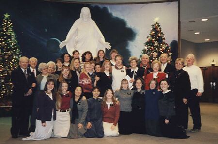 This is the last night at the Visitor's Center before it closed for renovation.  Sisters and Senior missionaries all together
Mission Network
09 Sep 2002