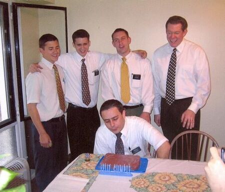 Cumpleaños de Elder Silva, Elderes Alasia, Tate, Bentley y Pte D.C. Winn
Jonnathan Alejandro Silva
22 Oct 2007